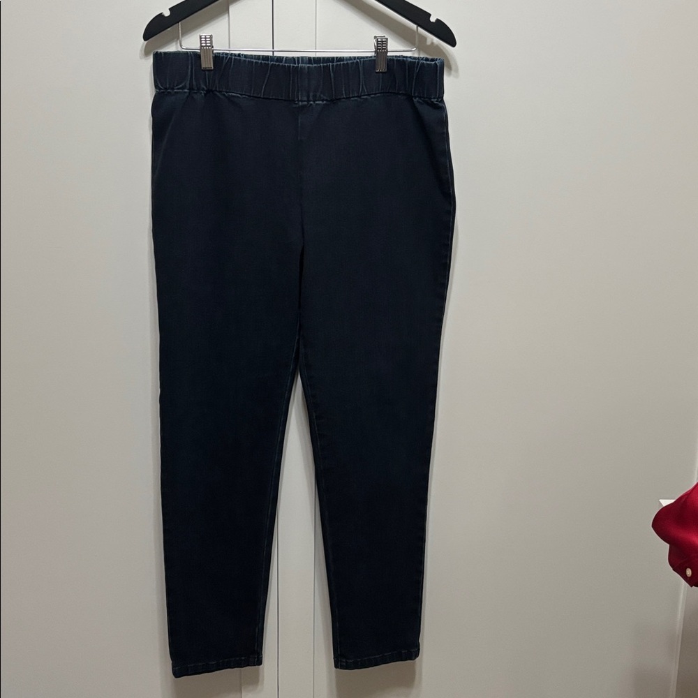 Soft Surroundings dark wash slim leg jeggings size L